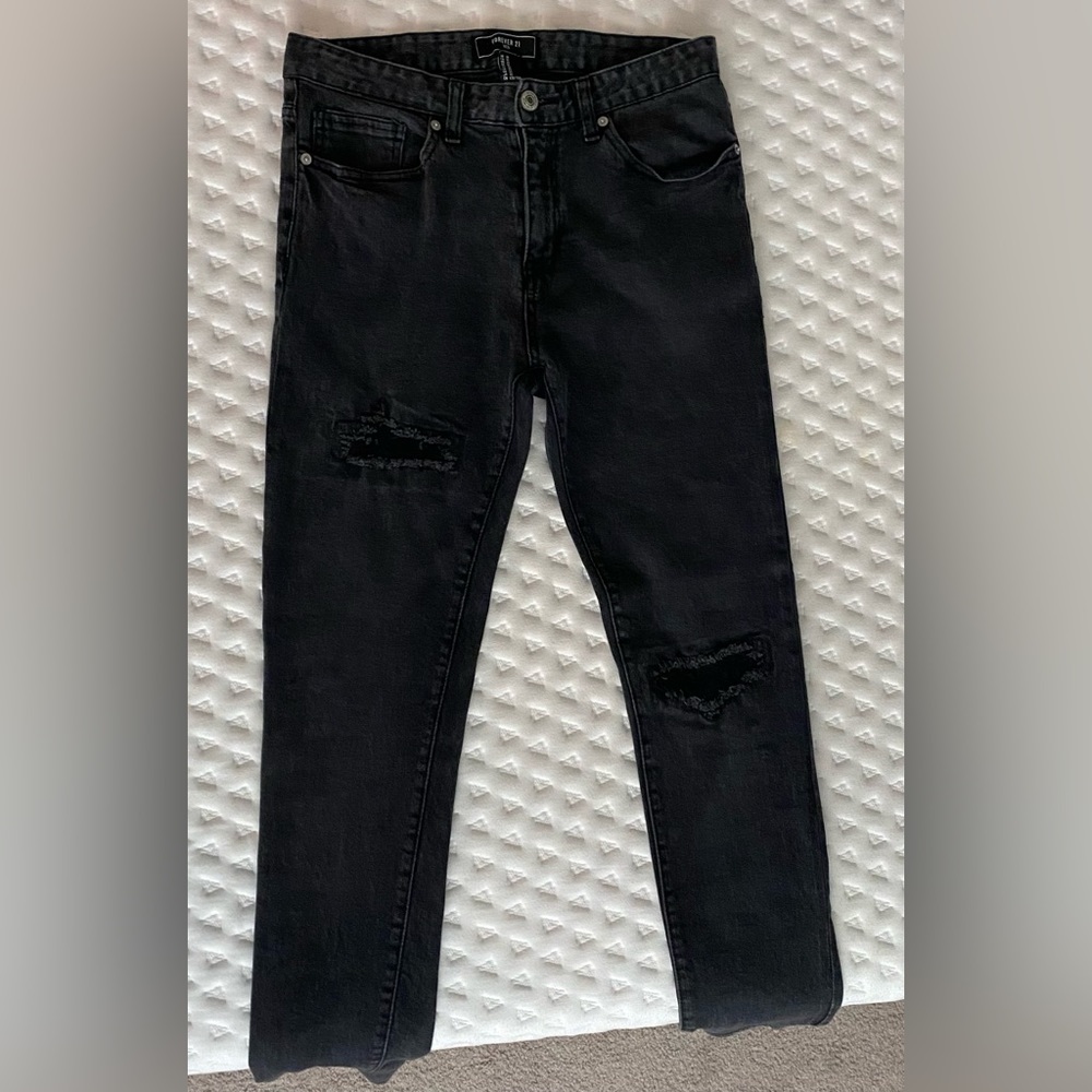 Forever 21 Men Skinny distressed Jeans Black